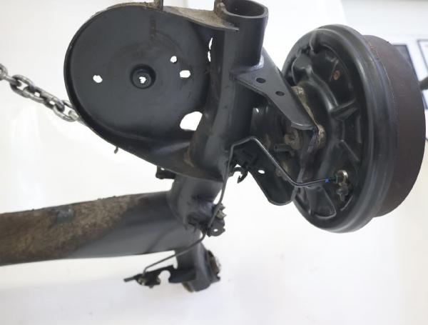Achse hinten 4203501400 Mercedes CITAN KASTEN W420