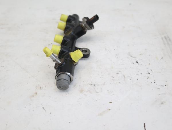 Diesel Verteilerrohr 6080780400 Mercedes CITAN KASTEN W420