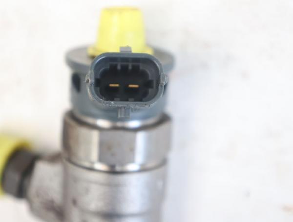 Einspritzduese (Diesel) Zylinder 3 6080700087 Mercedes CITAN KASTEN W420