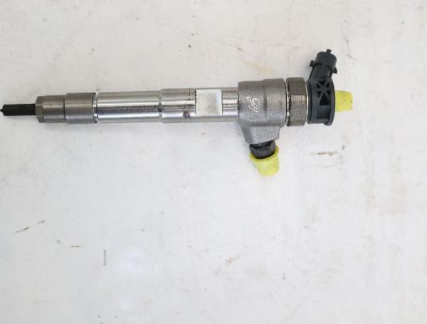 Einspritzduese (Diesel) Zylinder 4 6080700087 Mercedes CITAN KASTEN W420