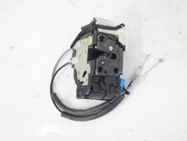 Türschloß vorn rechts 813201J030 Hyundai i20 PB