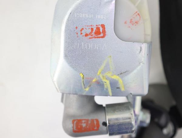 Sicherheitsgurt vorn rechts 888801J800 Hyundai i20 PB