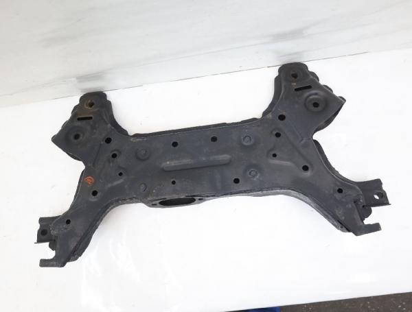 Achsträger vorn 624001J550 Hyundai i20 PB