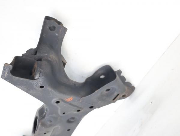 Achsträger vorn 624001J550 Hyundai i20 PB