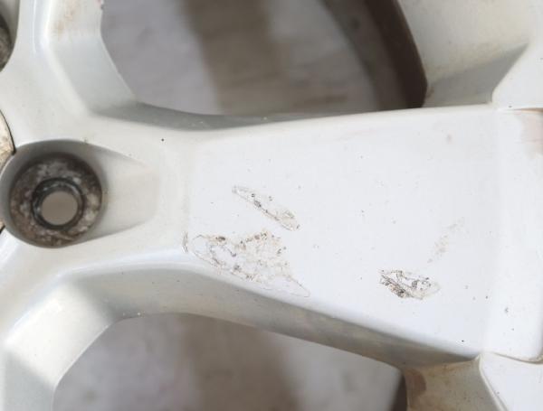 Felge Alu/Leichtmetall vorn links 96941044 Opel ANTARA