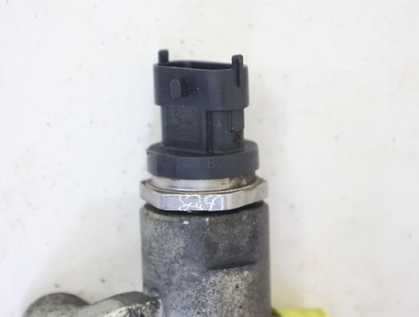 Diesel Verteilerrohr 96859150 Opel ANTARA