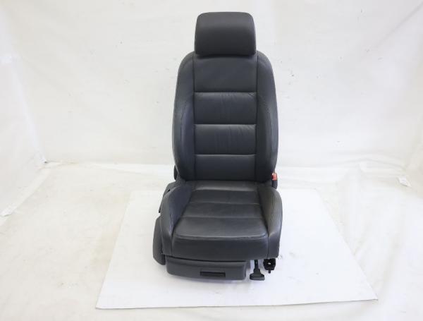 Sitz vorn rechts 1K4881105GD VW GOLF 5