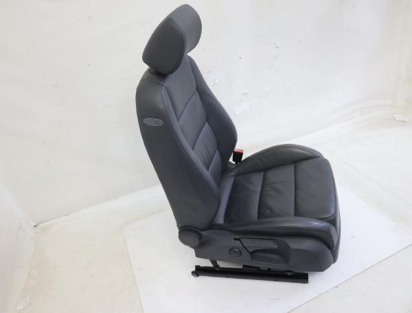 Sitz vorn rechts 1K4881105GD VW GOLF 5