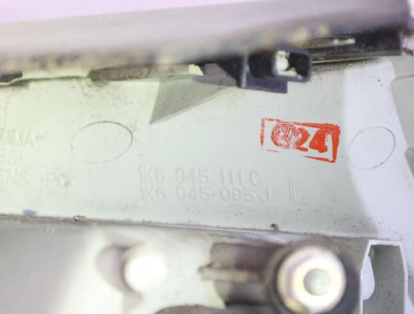 Rückleuchte links 1K6945111C VW GOLF 5