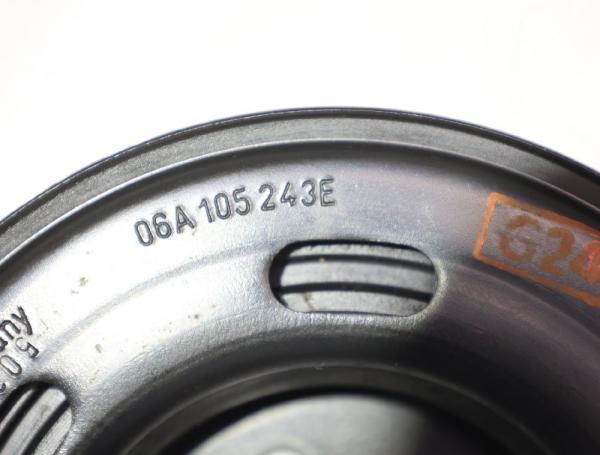 Riemenscheibe 06A105243E VW GOLF 5