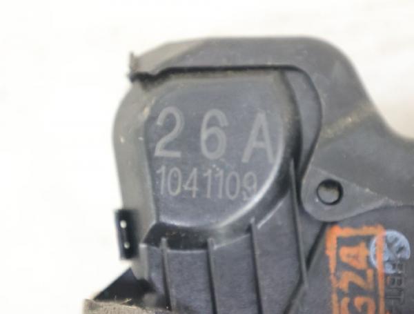 Türschloß vorn links 8225065J14000 Suzuki GRAND VITARA 2