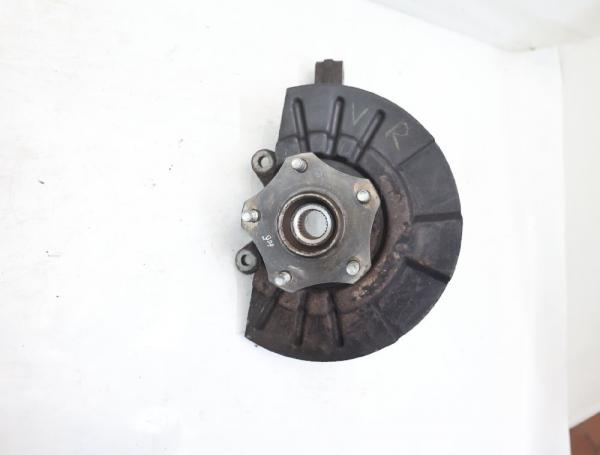 Achsschenkel vorn rechts 4511165J00000 Suzuki GRAND VITARA 2