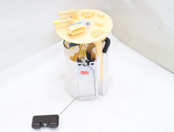 Dieselpumpe 172027799R Renault TALISMAN LP