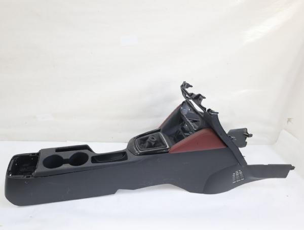 Mittelkonsole D10S64421 Mazda CX 3 DK