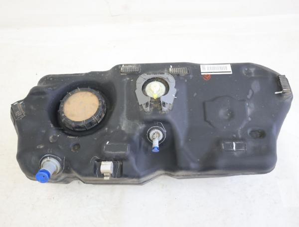 Kraftstofftank D09H42110 Mazda CX 3 DK
