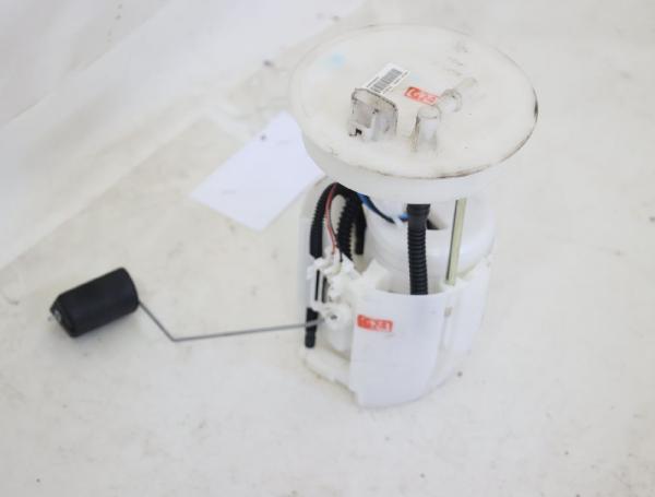 Benzinpumpe mit Geber 2921001561 Mazda CX 3 DK