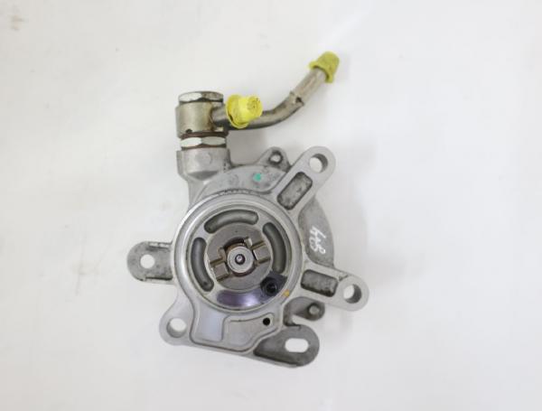 Vakuumpumpe PE0718G00 Mazda CX 3 DK