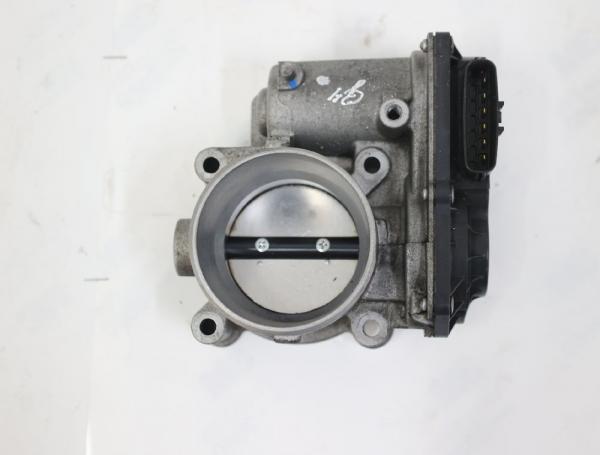 Drosselklappenstutzen PE0113640B Mazda CX 3 DK