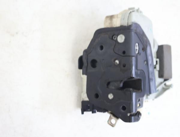 Türschloß vorn links 8J1837015C Audi A1 8X
