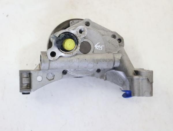 Oelpumpe 03L115105B Audi A1 8X