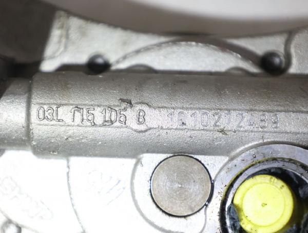 Oelpumpe 03L115105B Audi A1 8X