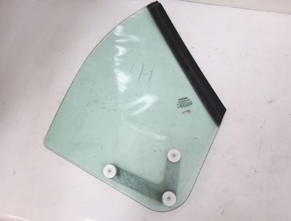 Scheibe sonstige 83301BC000 Nissan MICRA 3 K12