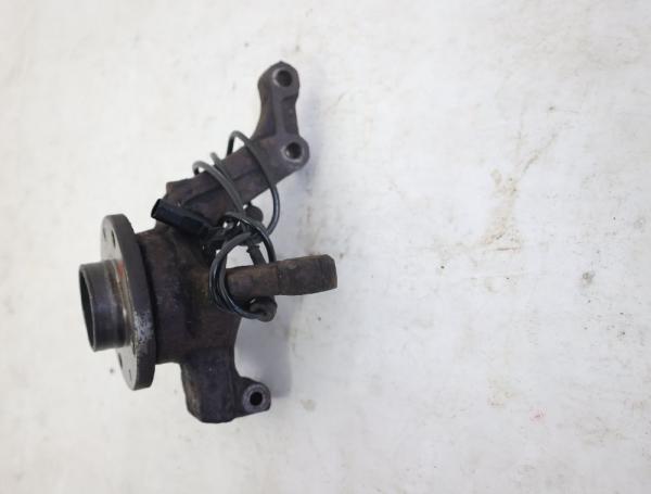 Achsschenkel vorn links 40015AX600 Nissan MICRA 3 K12