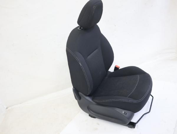 Sitz vorn rechts 1608319880 Peugeot 208 CA