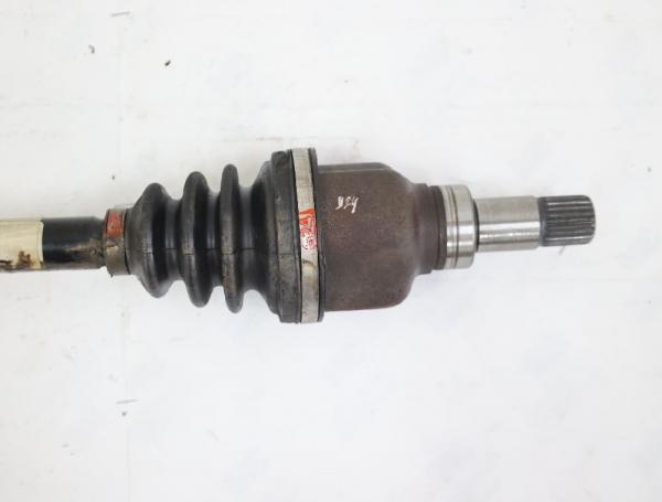 Antriebswelle vorn links 9803959580 Peugeot 208 CA