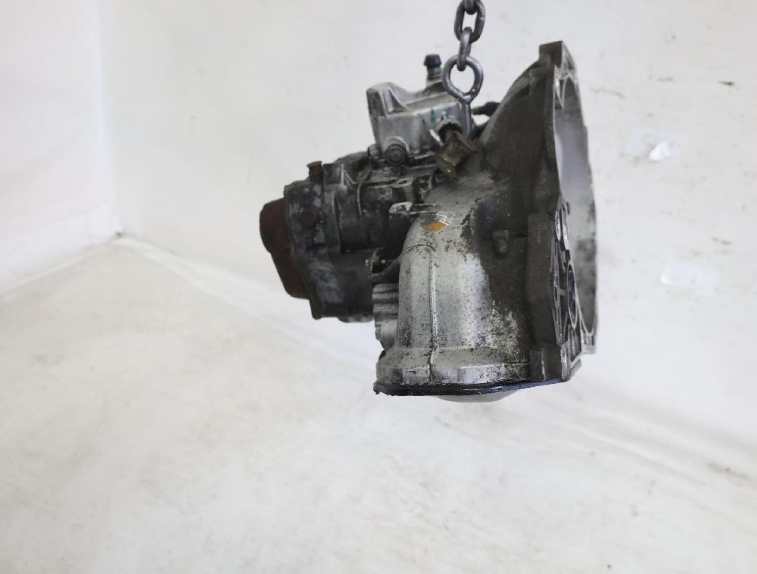 Getriebe 5 Gang 90400209 Opel CORSA C