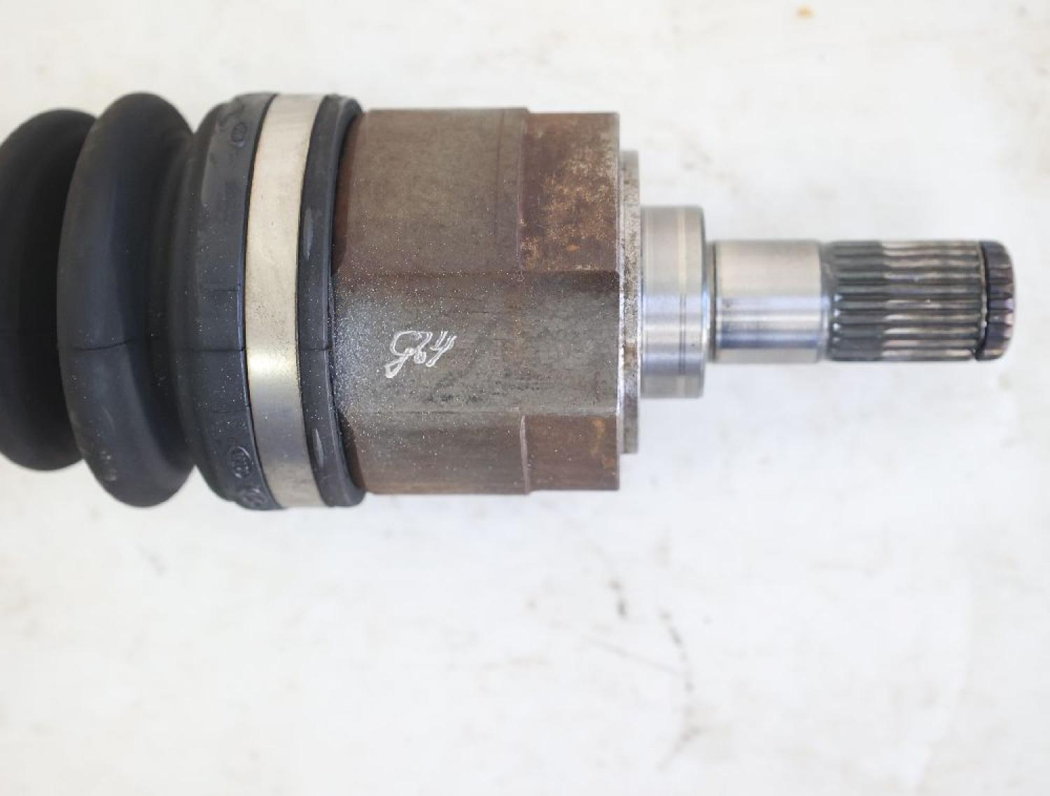 Antriebswelle vorn links 495012L010 Hyundai i30 1 FD
