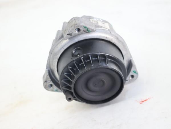 Motorlager 22116777371 BMW 7er F01