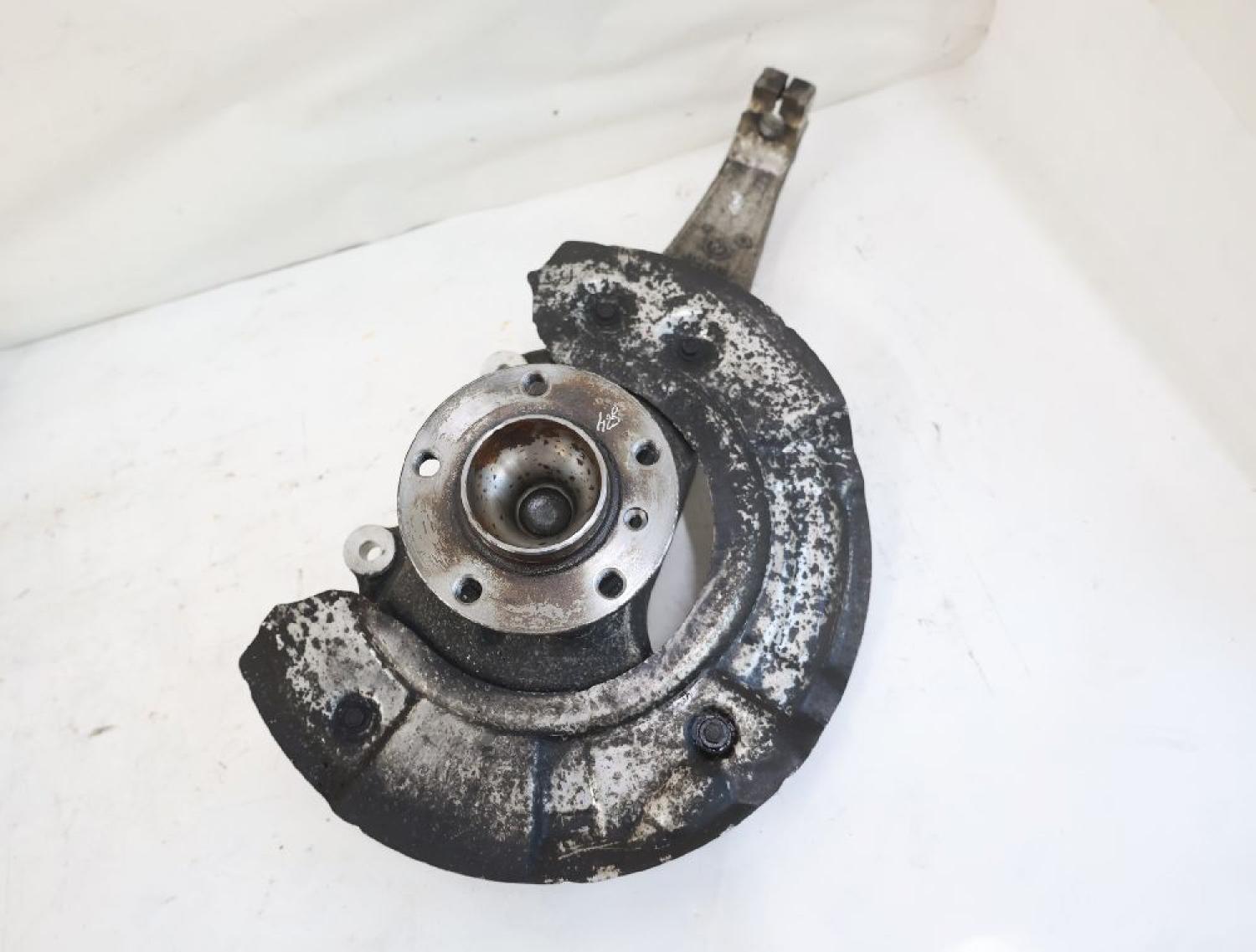 Achsschenkel vorn rechts 31216775768 BMW 7er F01
