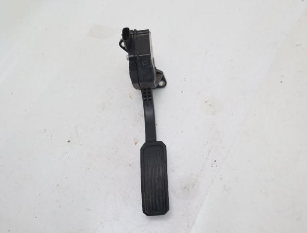 Gaspedal 7811042010 Toyota RAV4 3 SA CA