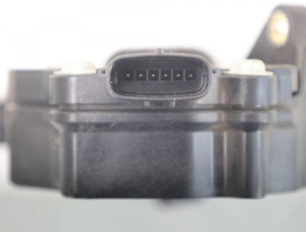 Gaspedal 7811042010 Toyota RAV4 3 SA CA