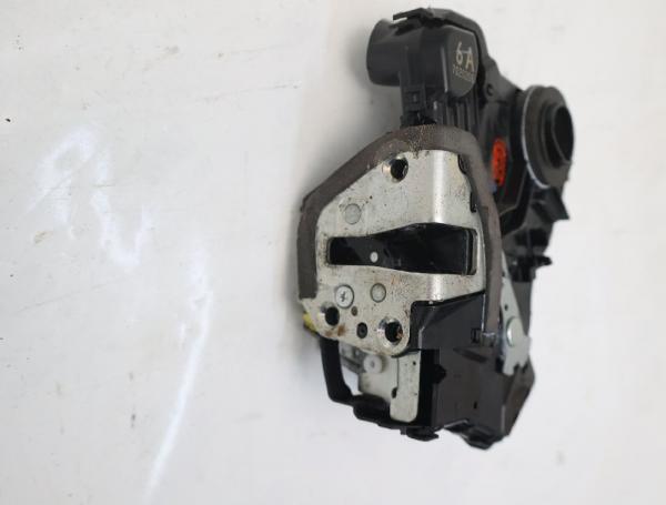 Türschloß vorn links 6904042241 Toyota RAV4 3 SA CA