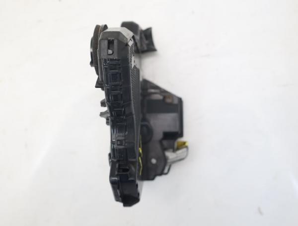 Türschloß vorn links 6904042241 Toyota RAV4 3 SA CA