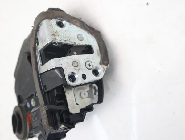 Türschloß hinten rechts 6905042021 Toyota RAV4 3 SA CA