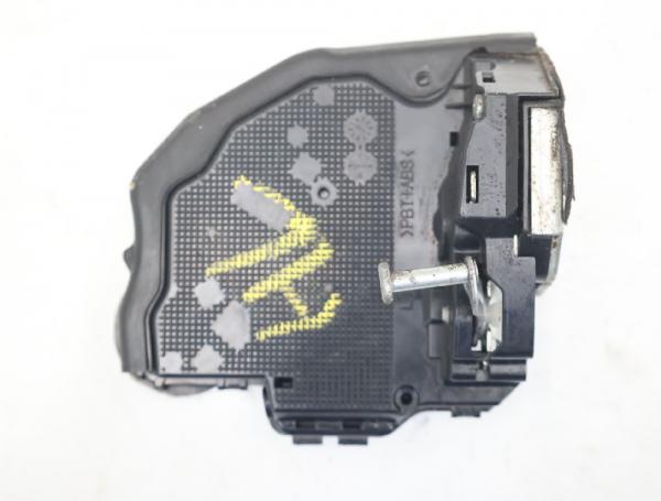 Türschloß hinten links 6906042021 Toyota RAV4 3 SA CA