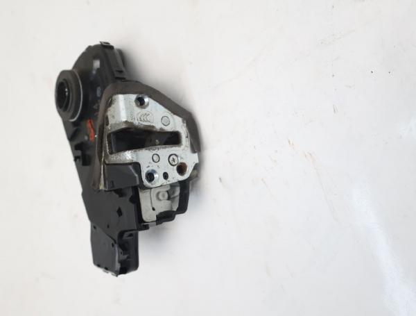 Schloß Heckklappe 6911042131 Toyota RAV4 3 SA CA
