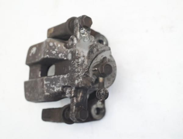 Bremssattel hinten links 4785042061 Toyota RAV4 3 SA CA