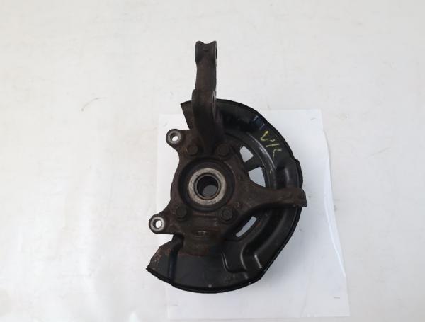 Achsschenkel vorn rechts 4321142081 Toyota RAV4 3 SA CA