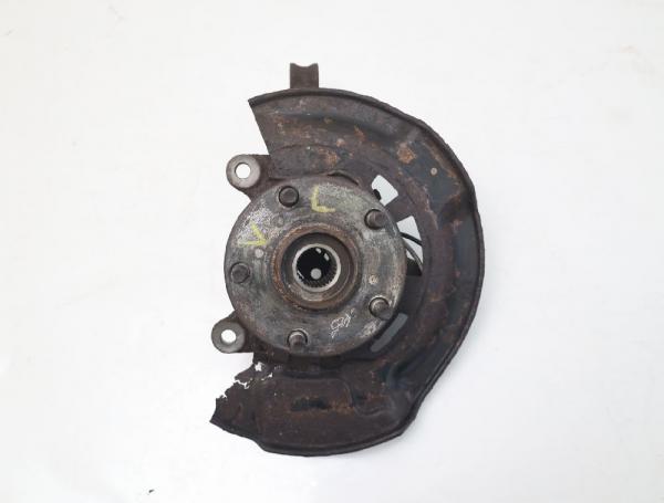 Achsschenkel vorn links 4321242081 Toyota RAV4 3 SA CA
