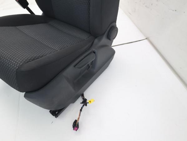 Sitz vorn links 5N0881105H VW TIGUAN 5N