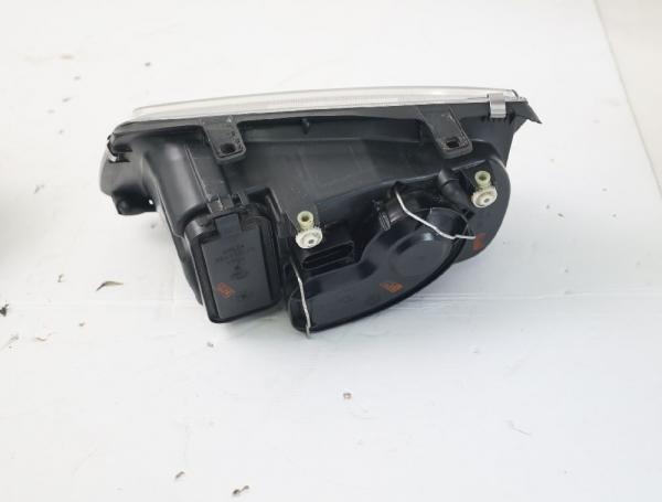 Scheinwerfer rechts 1J5941018BD VW BORA