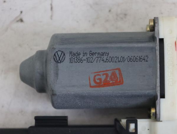 Fensterheber-Motor vorn rechts 1C1959802A VW BORA