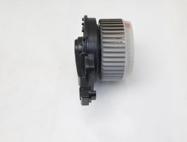 Heizgebläsemotor 7415061MA0 Suzuki SX4 JY