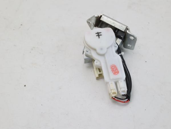 Schloß Heckklappe 8251054P10 Suzuki SX4 JY