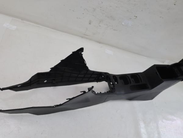 Mittelkonsole 7585061M00 Suzuki SX4 JY