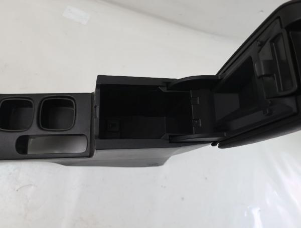 Mittelkonsole 7585061M00 Suzuki SX4 JY